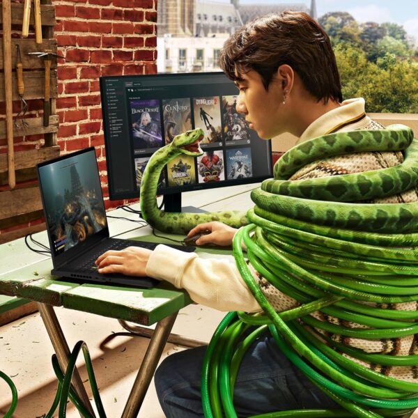 HP OMEN TRANSCEND 14-FB0013 GAMING - Image 2